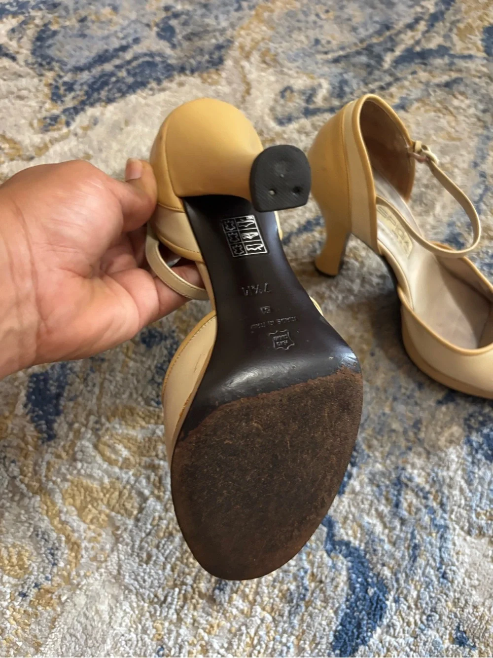 Via Spiga Cream Peep-Toe Ankle-Strap Heels